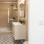 A1 - Centre 5 Min To Sea - Ac & Balcony 아파트
